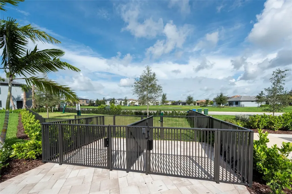 4412 Silverwood Lane S Oakland Park FL 33309