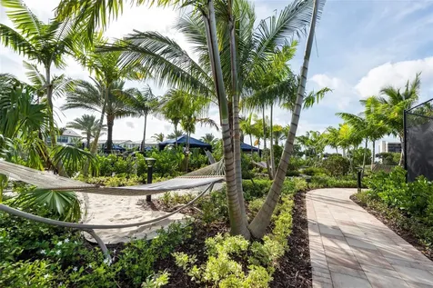 4412 Silverwood Lane S Oakland Park FL 33309