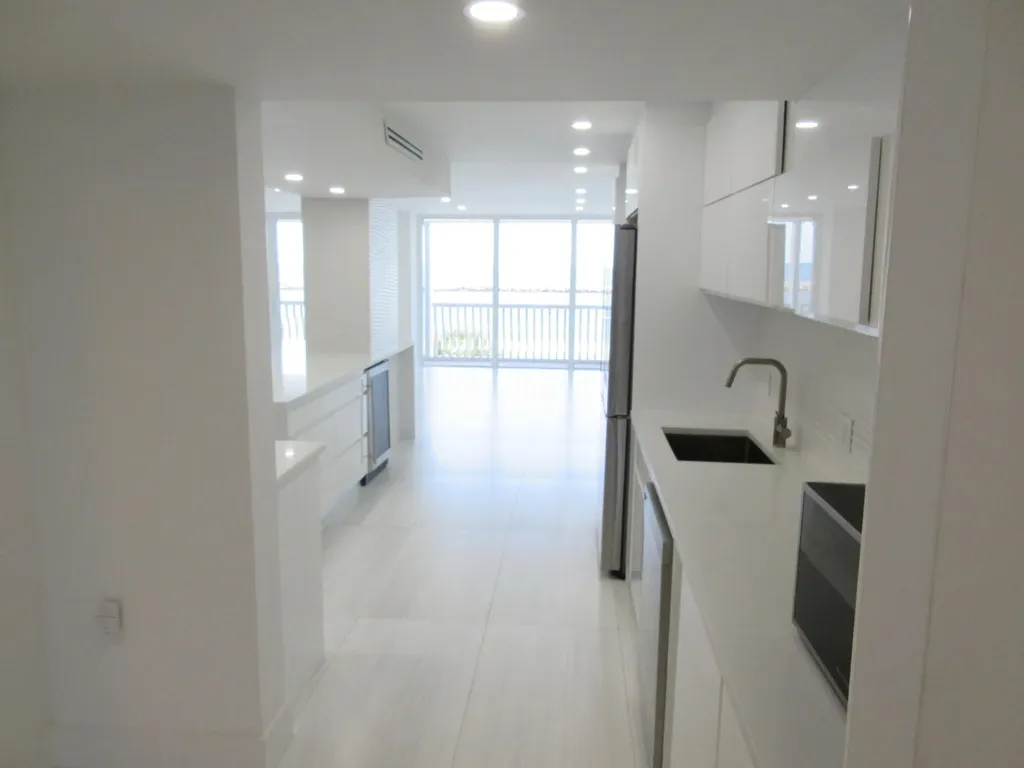 2200 S Ocean Lane Fort Lauderdale FL 33316