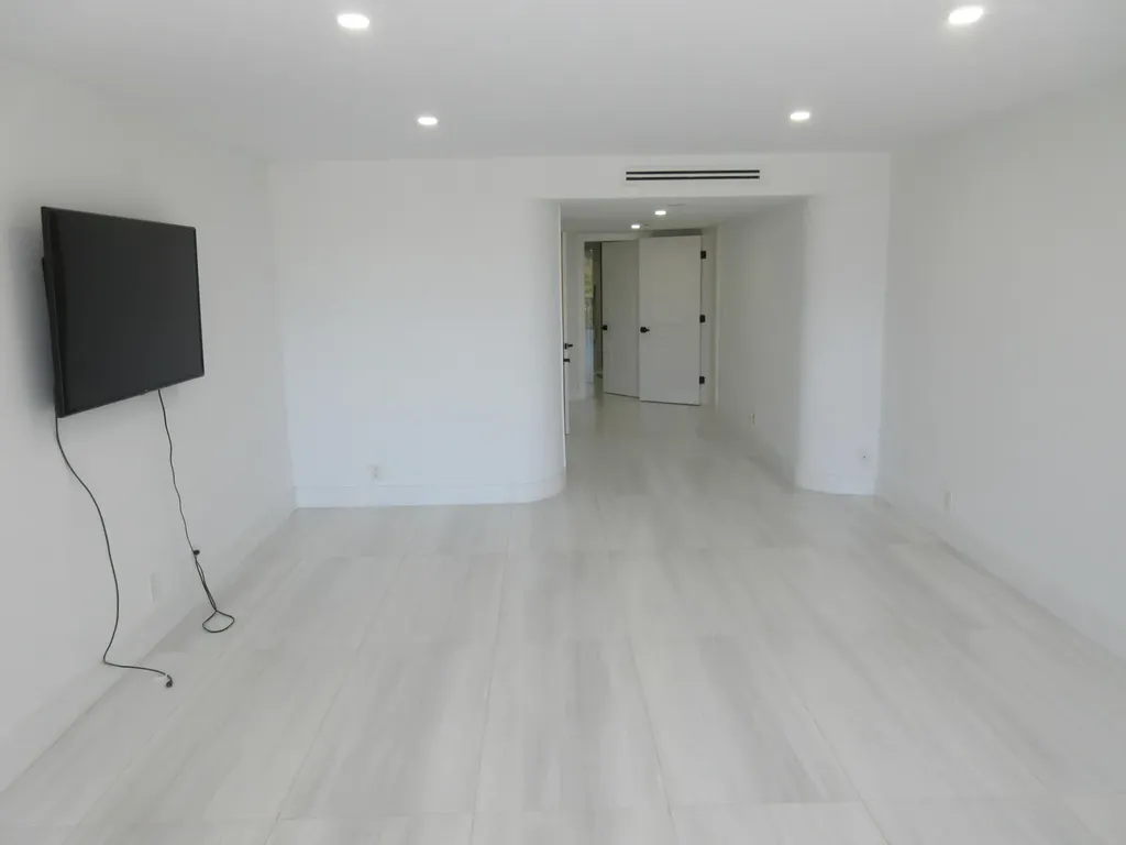 2200 S Ocean Lane Fort Lauderdale FL 33316