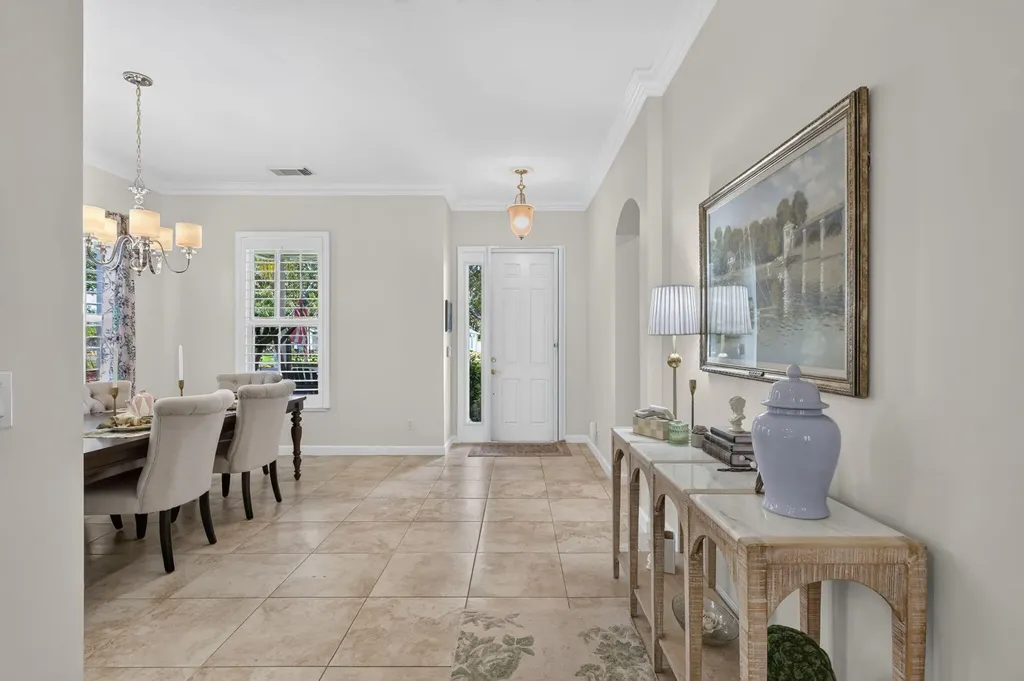 10542 SW Westlawn Boulevard Port St Lucie FL 34987