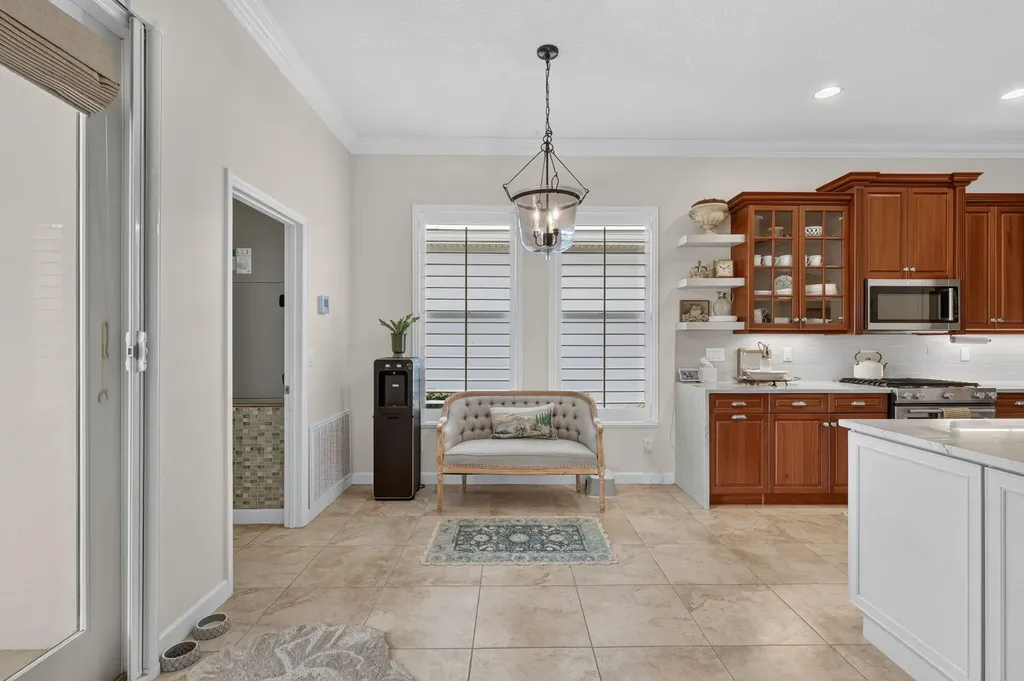 10542 SW Westlawn Boulevard Port St Lucie FL 34987