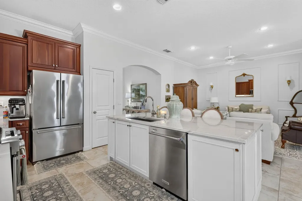 10542 SW Westlawn Boulevard Port St Lucie FL 34987