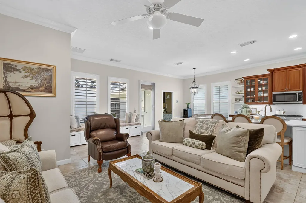 10542 SW Westlawn Boulevard Port St Lucie FL 34987