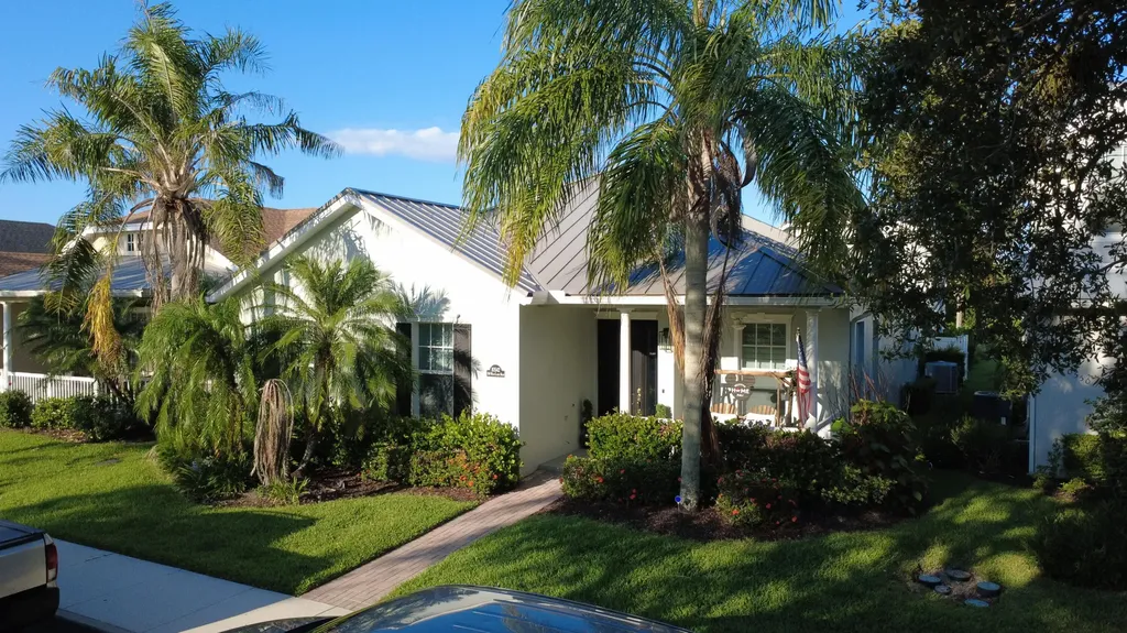 10542 SW Westlawn Boulevard Port St Lucie FL 34987