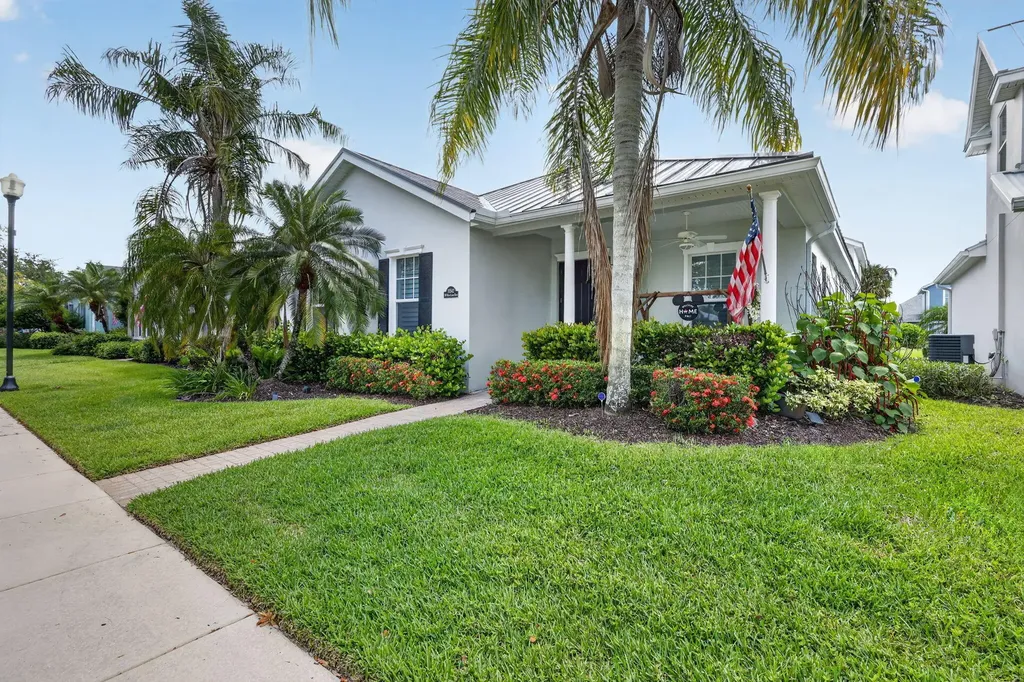 10542 SW Westlawn Boulevard Port St Lucie FL 34987