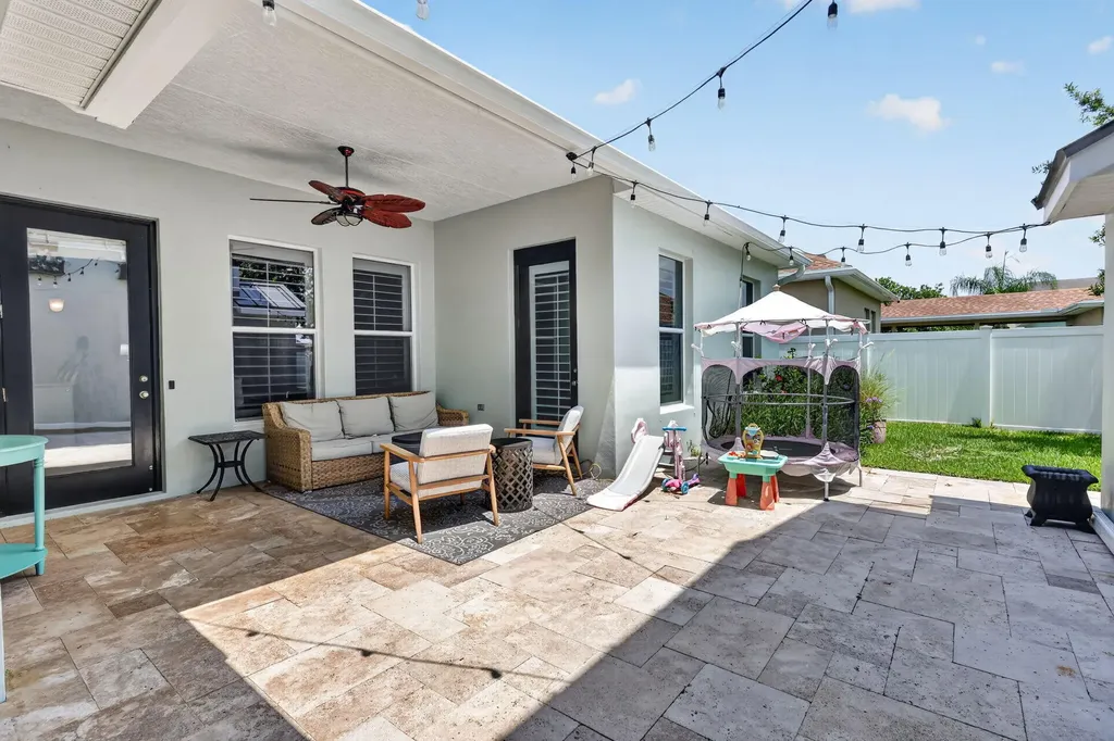 10542 SW Westlawn Boulevard Port St Lucie FL 34987
