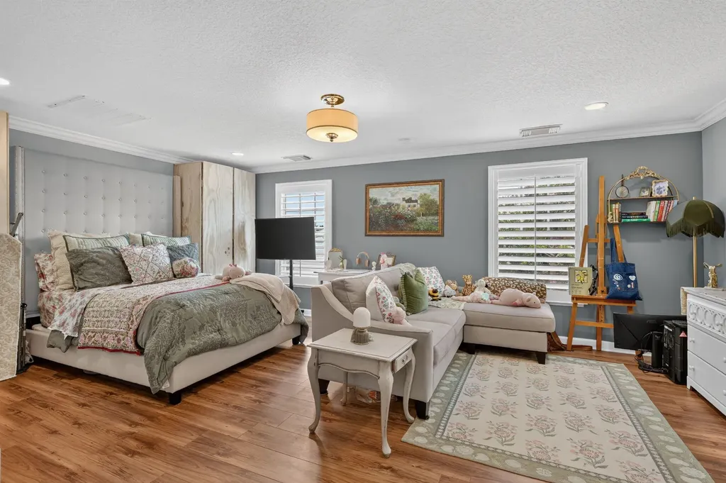 10542 SW Westlawn Boulevard Port St Lucie FL 34987