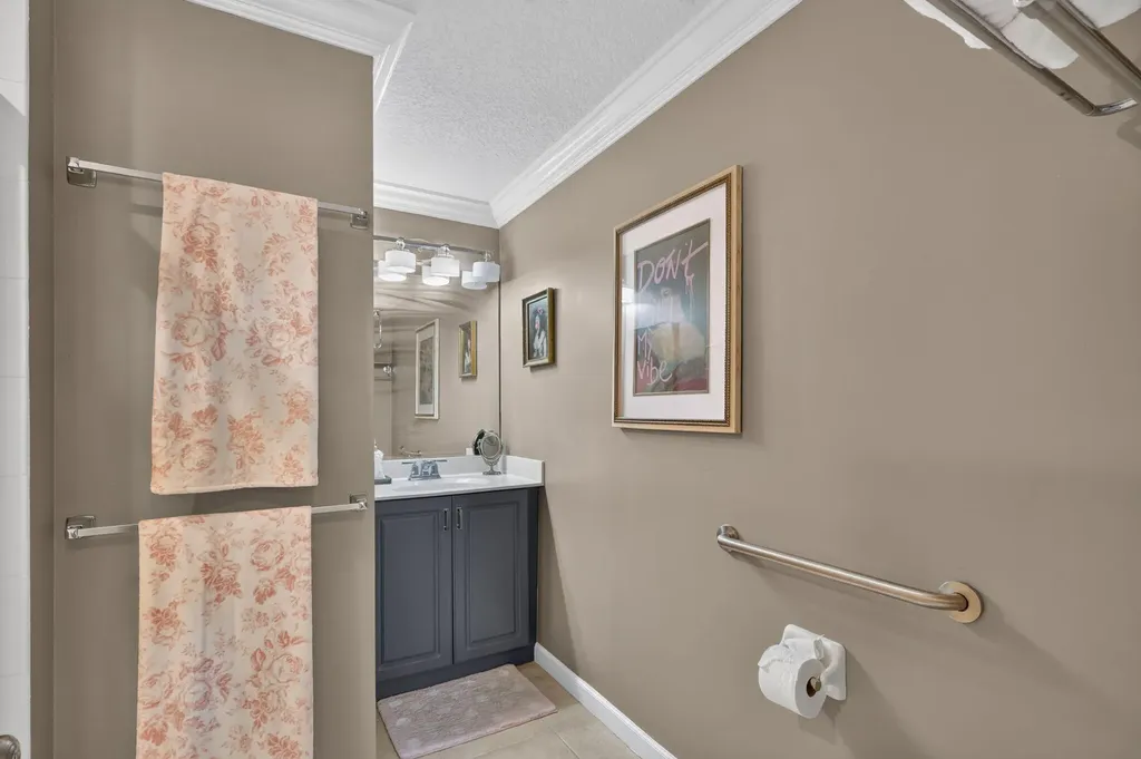 10542 SW Westlawn Boulevard Port St Lucie FL 34987