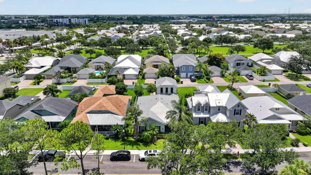 10542 SW Westlawn Boulevard Port St Lucie FL 34987