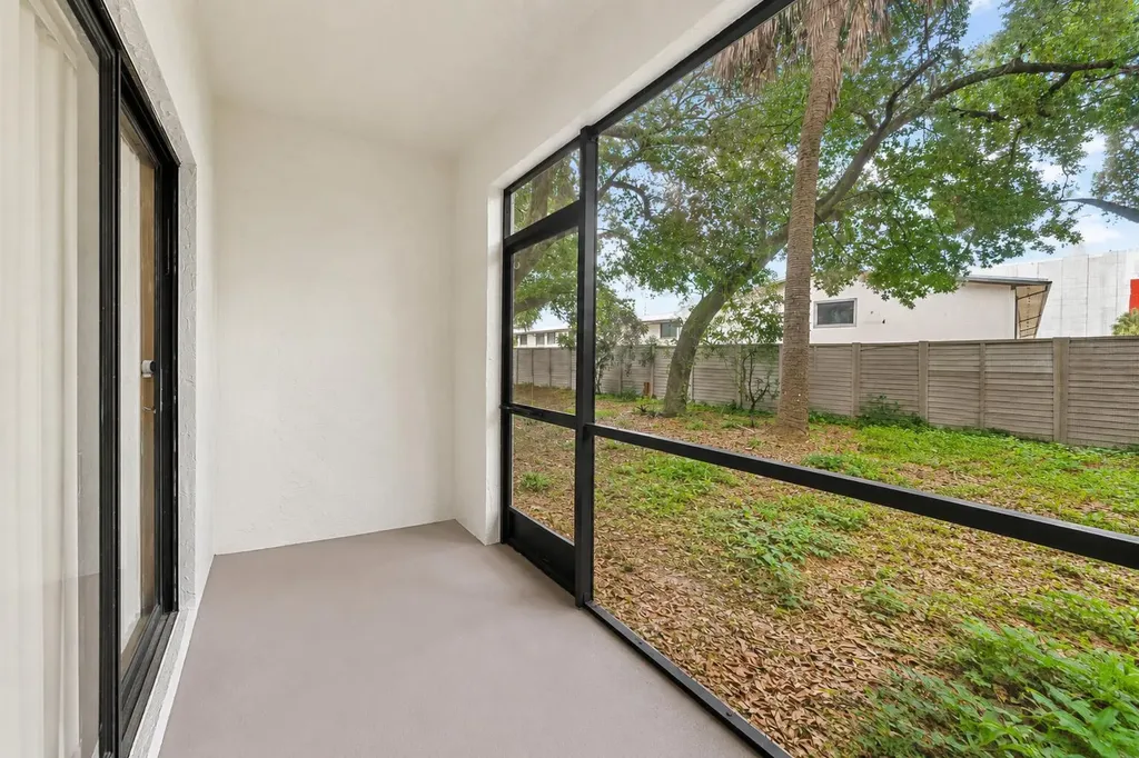 2550 SW 18th Terrace Fort Lauderdale FL 33315