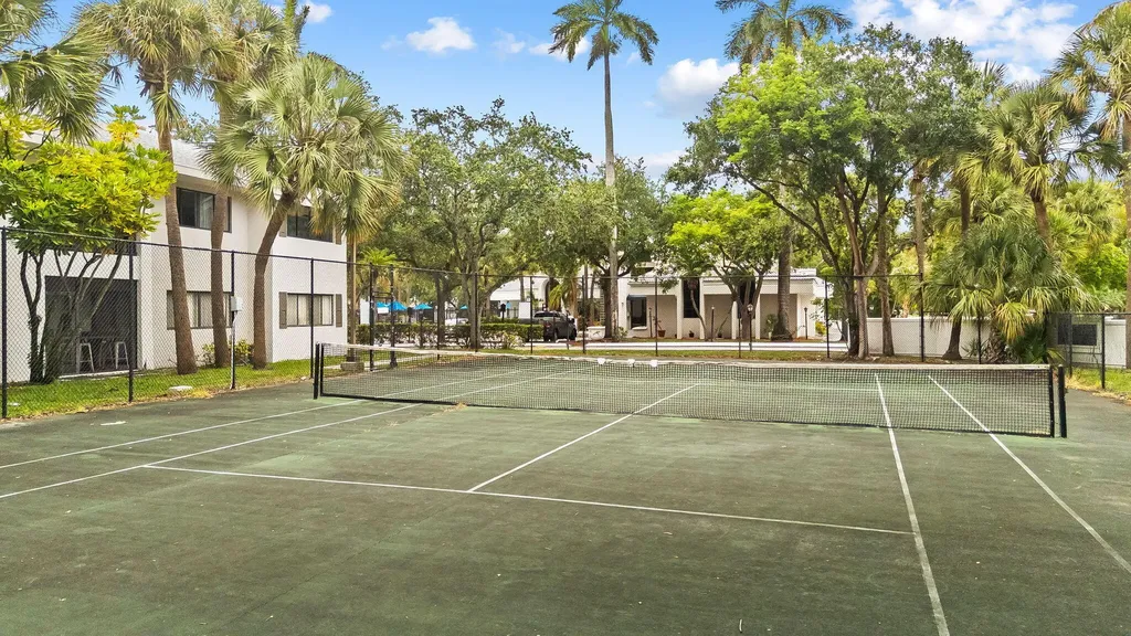 2550 SW 18th Terrace Fort Lauderdale FL 33315
