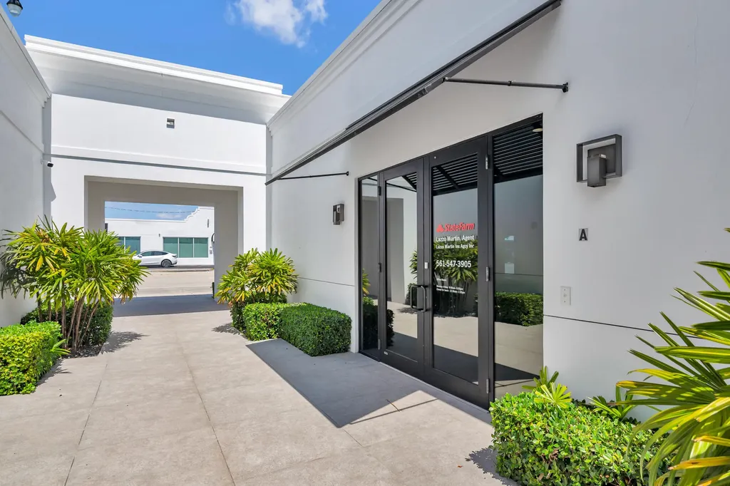 6500 S Dixie Highway West Palm Beach FL 33405