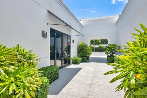 6500 S Dixie Highway West Palm Beach FL 33405
