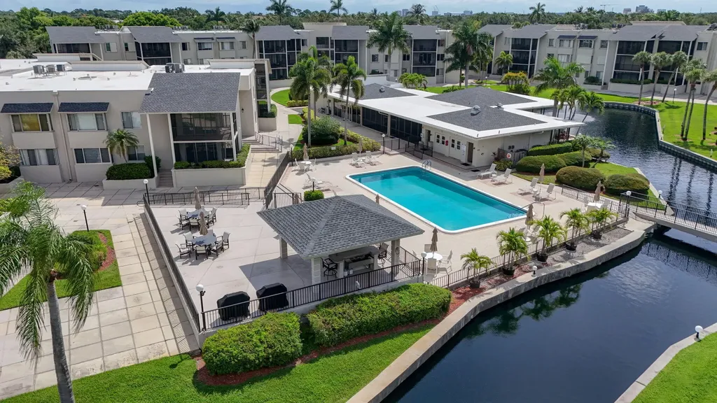 11811 Avenue Of The Pga Palm Beach Gardens FL 33418