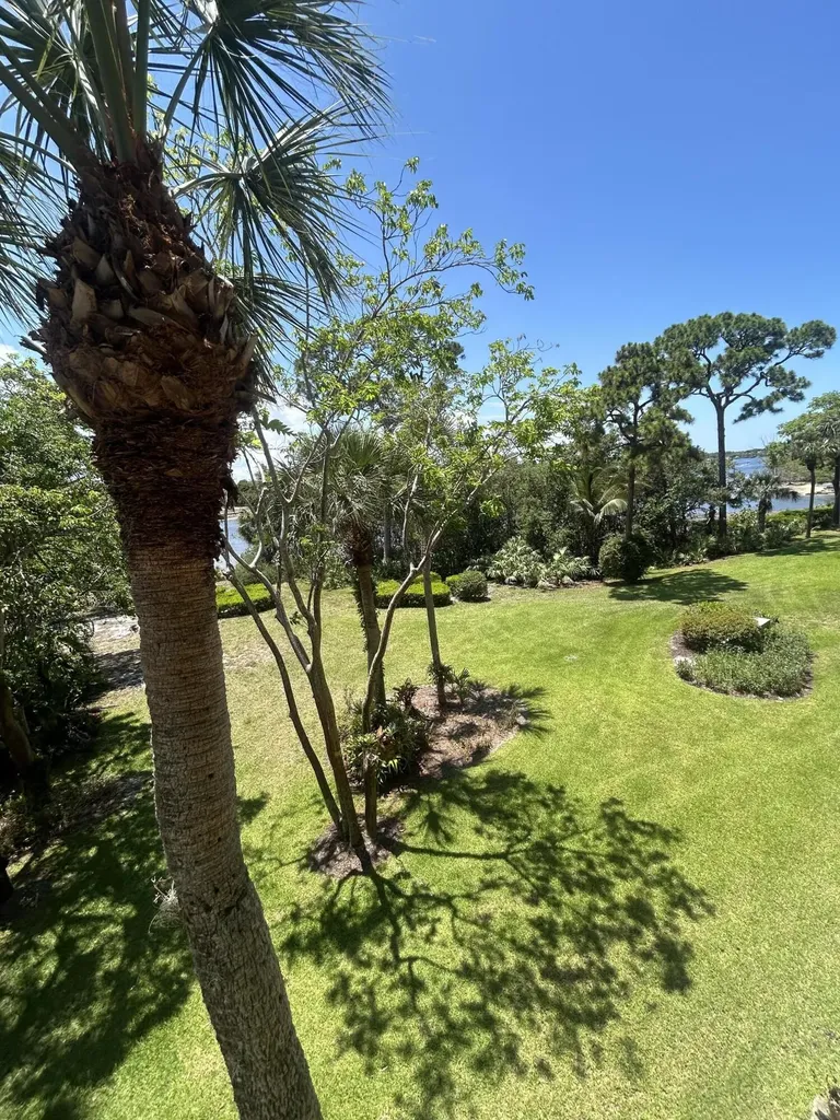1901 Marina Isle Way Jupiter FL 33477