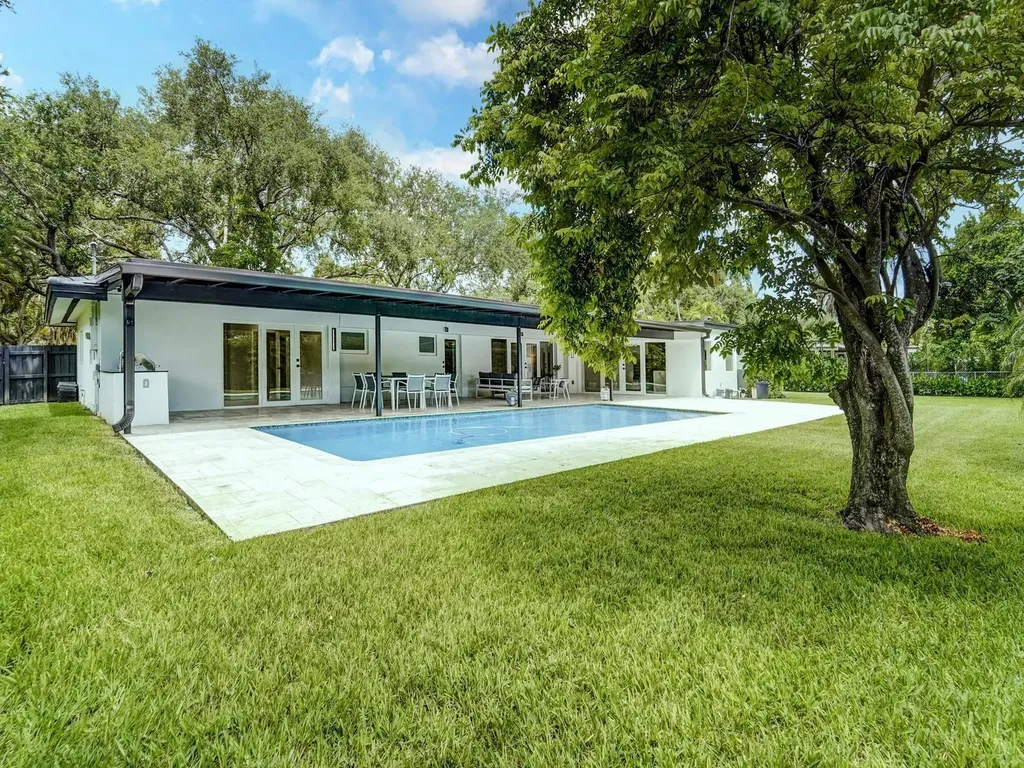 12305 SW 73rd Avenue Pinecrest FL 33156