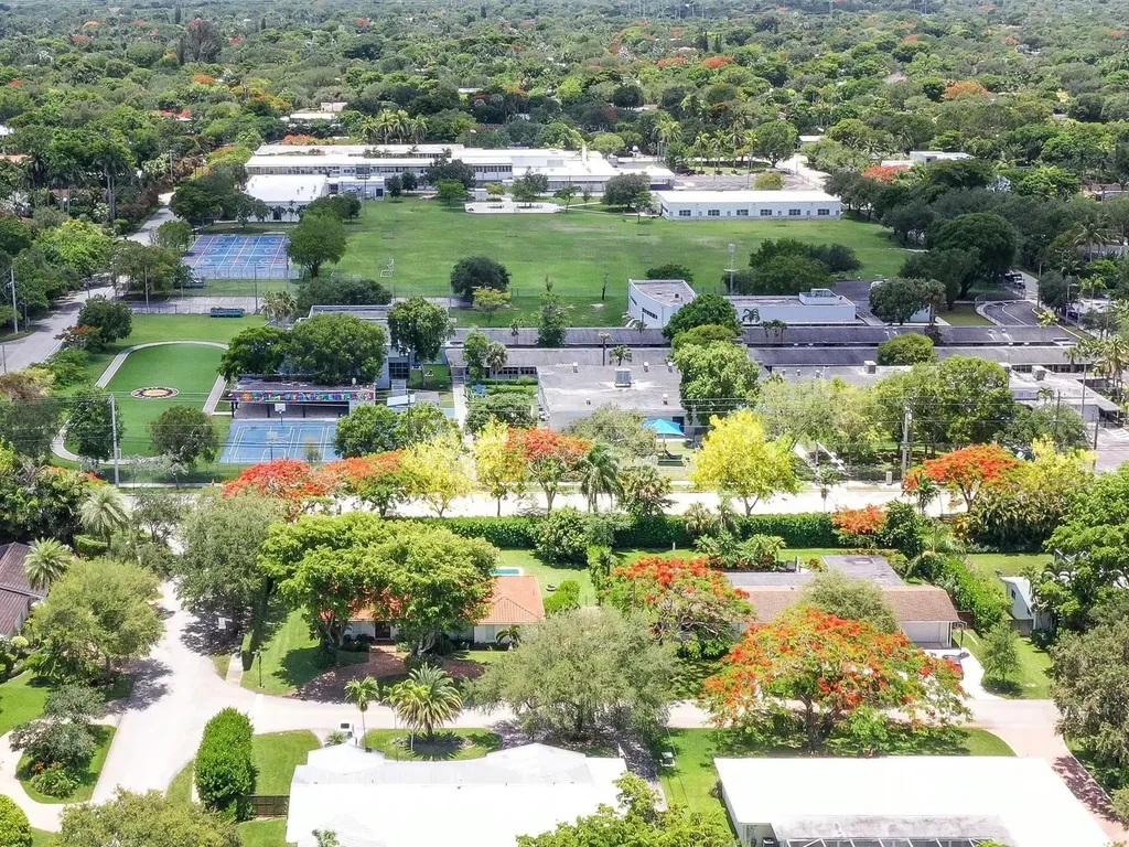 12305 SW 73rd Avenue Pinecrest FL 33156