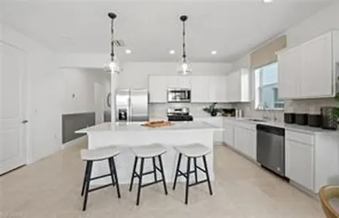 601 Oasis Lake Place Lehigh Acres FL 33936