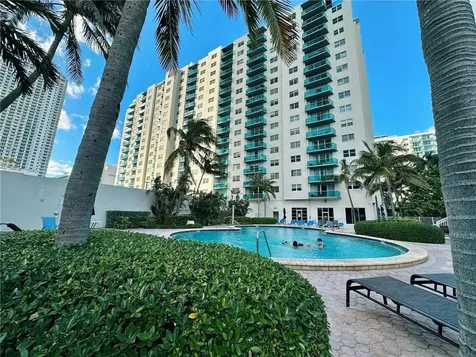 4001 S Ocean Drive Hollywood FL 33019