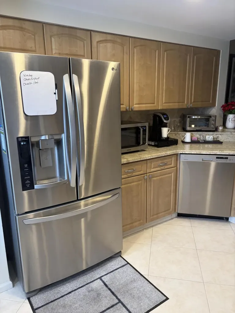 7254 Clunie Place Delray Beach FL 33446
