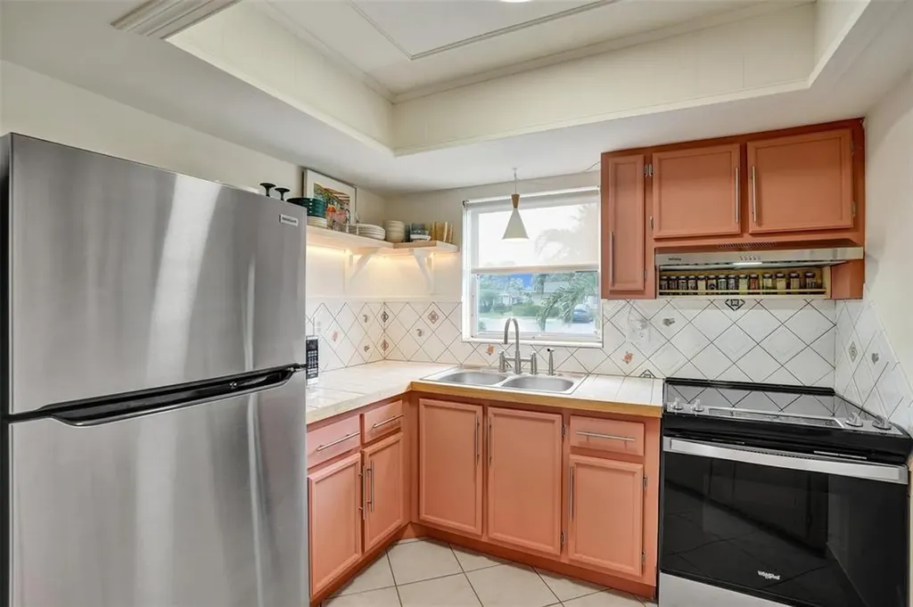 2592 E Dudley Drive Drive E West Palm Beach FL 33415