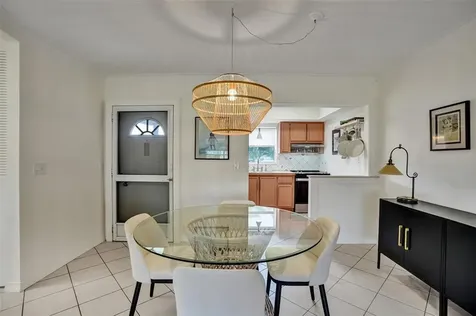 2592 E Dudley Drive Drive E West Palm Beach FL 33415