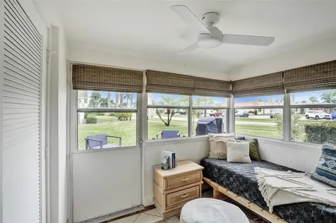 2592 E Dudley Drive Drive E West Palm Beach FL 33415