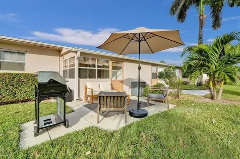2592 E Dudley Drive Drive E West Palm Beach FL 33415
