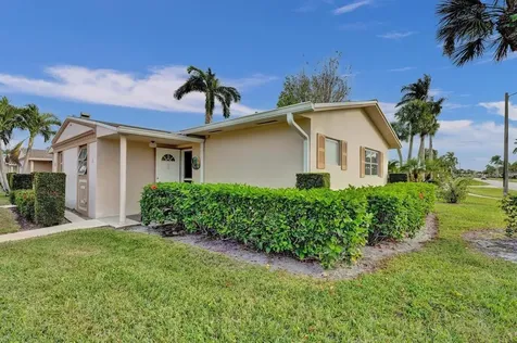 2592 E Dudley Drive Drive E West Palm Beach FL 33415