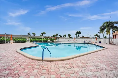 2592 E Dudley Drive Drive E West Palm Beach FL 33415