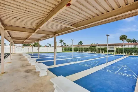 2592 E Dudley Drive Drive E West Palm Beach FL 33415