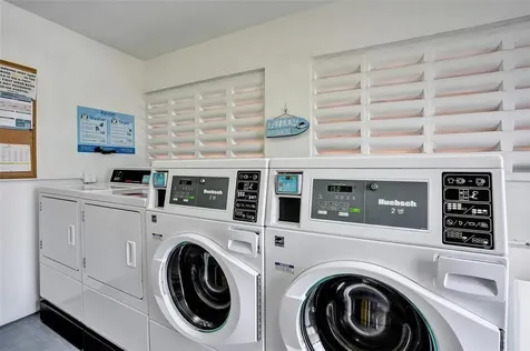 2592 E Dudley Drive Drive E West Palm Beach FL 33415