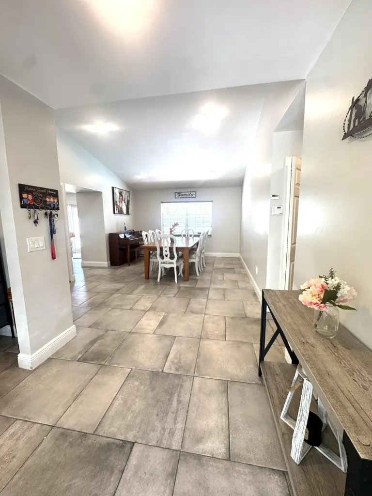 2518 Ranch House Road West Palm Beach FL 33406