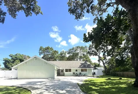 2518 Ranch House Road West Palm Beach FL 33406