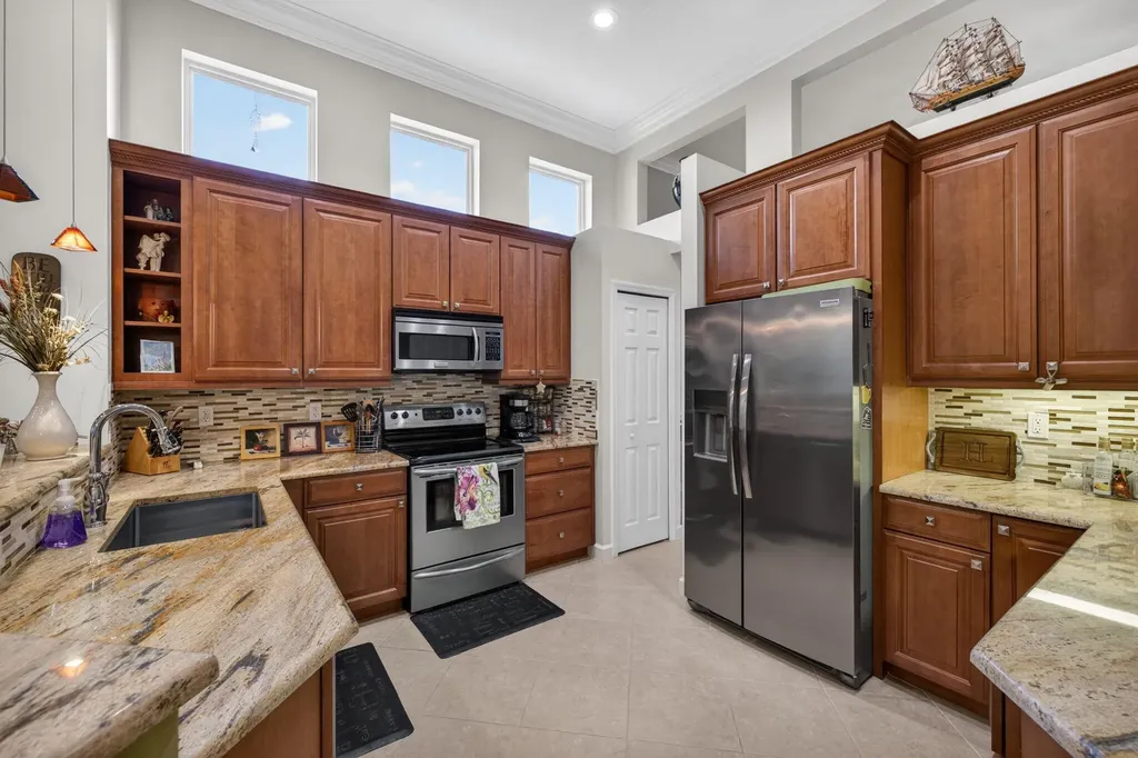 8949 Champions Way Port St Lucie FL 34986