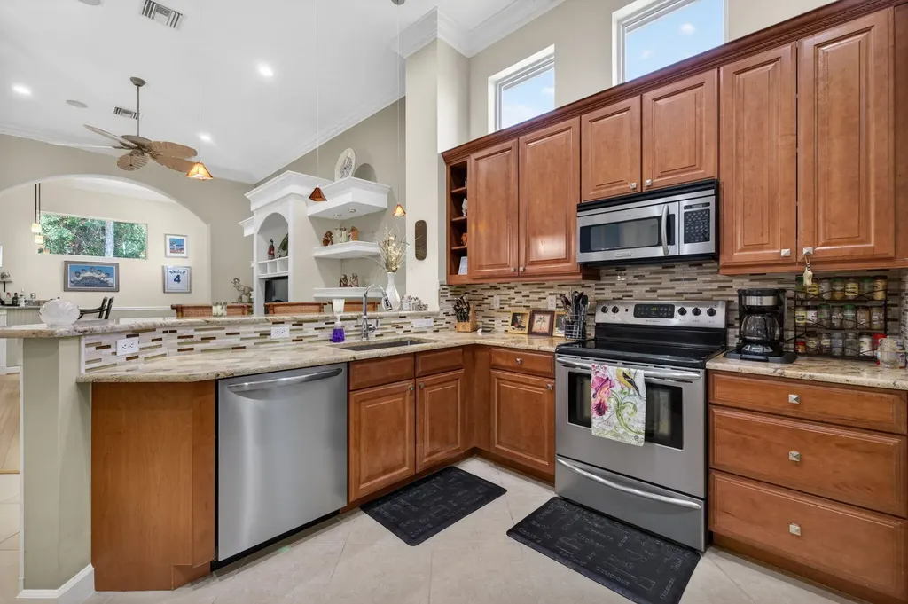 8949 Champions Way Port St Lucie FL 34986
