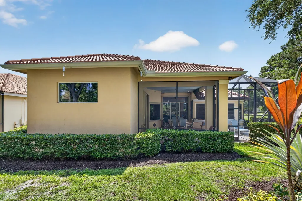 8949 Champions Way Port St Lucie FL 34986