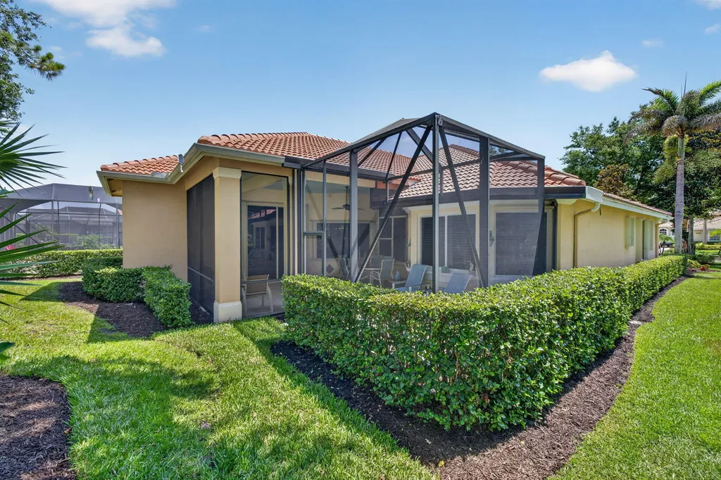 8949 Champions Way Port St Lucie FL 34986