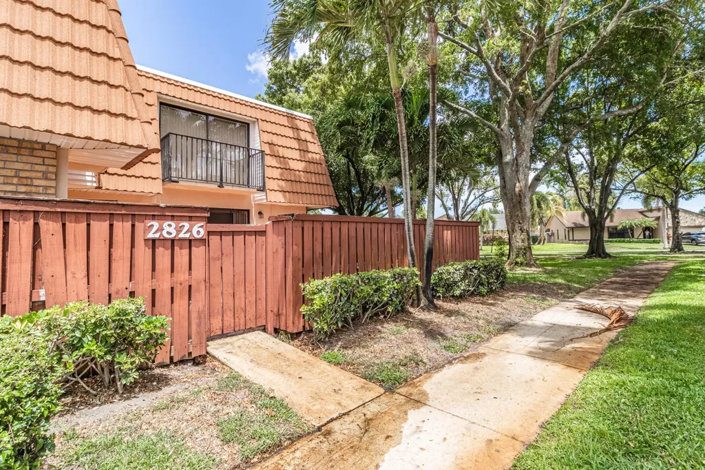 2826 SW 12th Street Deerfield Beach FL 33442