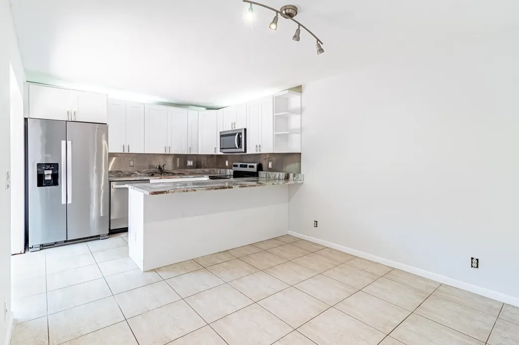 2826 SW 12th Street Deerfield Beach FL 33442