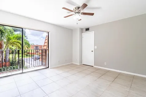 2826 SW 12th Street Deerfield Beach FL 33442