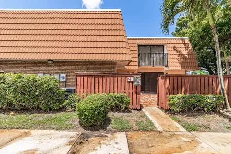 2826 SW 12th Street Deerfield Beach FL 33442