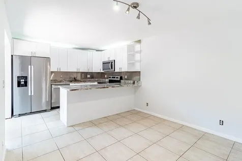 2826 SW 12th Street Deerfield Beach FL 33442
