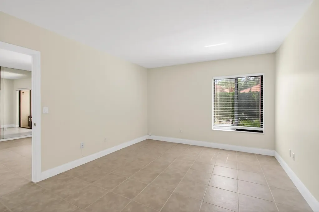 351 Club Circle Boca Raton FL 33487