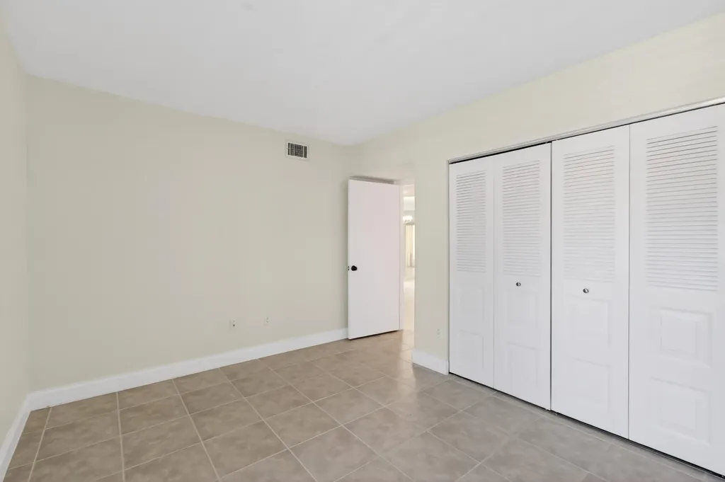 351 Club Circle Boca Raton FL 33487