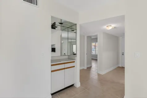 351 Club Circle Boca Raton FL 33487
