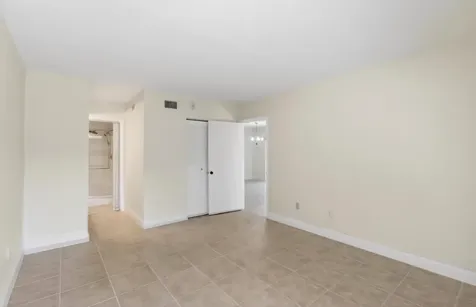 351 Club Circle Boca Raton FL 33487