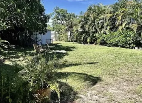 24 SW 12th Street Dania Beach FL 33004