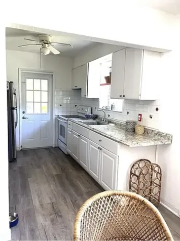 24 SW 12th Street Dania Beach FL 33004